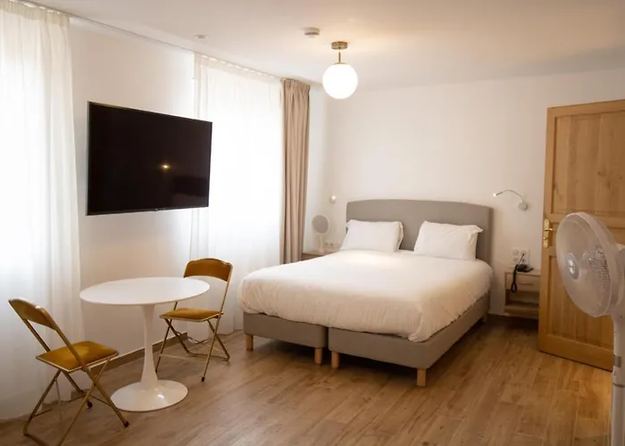 Les RebellesHotel Parijs